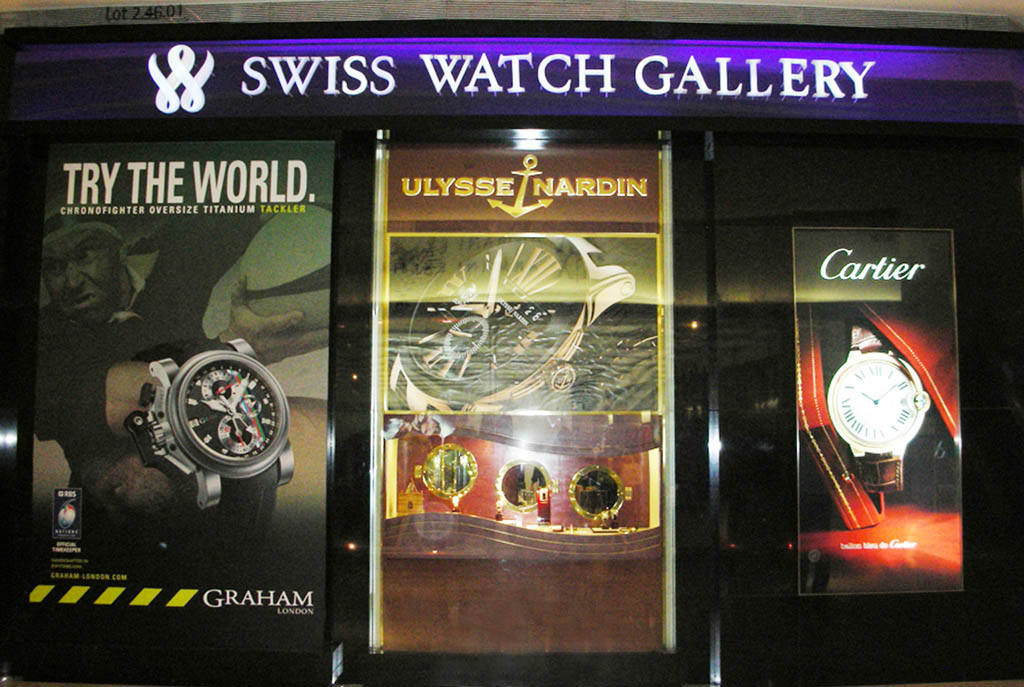 Michael Kors Grayson Gold-Tone Smartwatch - Valiram Group